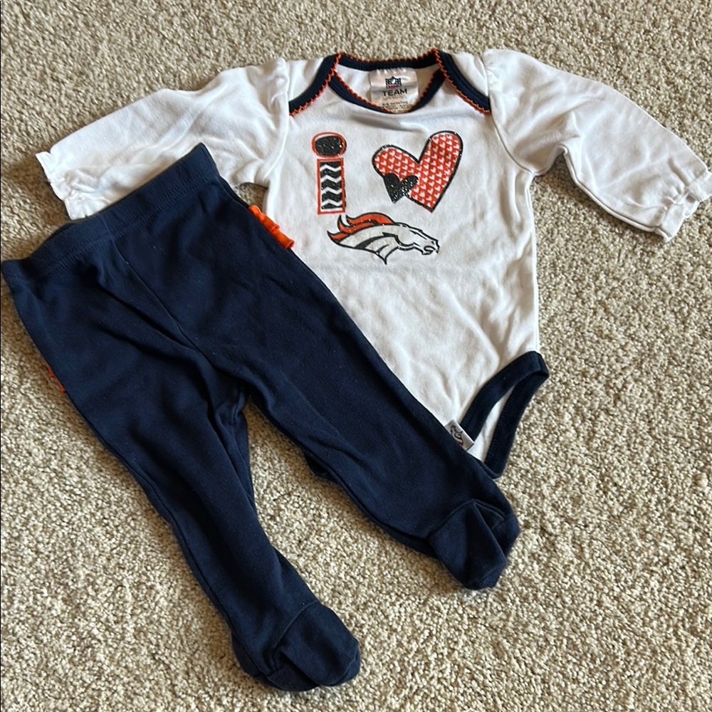 NFL Broncos Baby Bodysuit Set - White and Navy